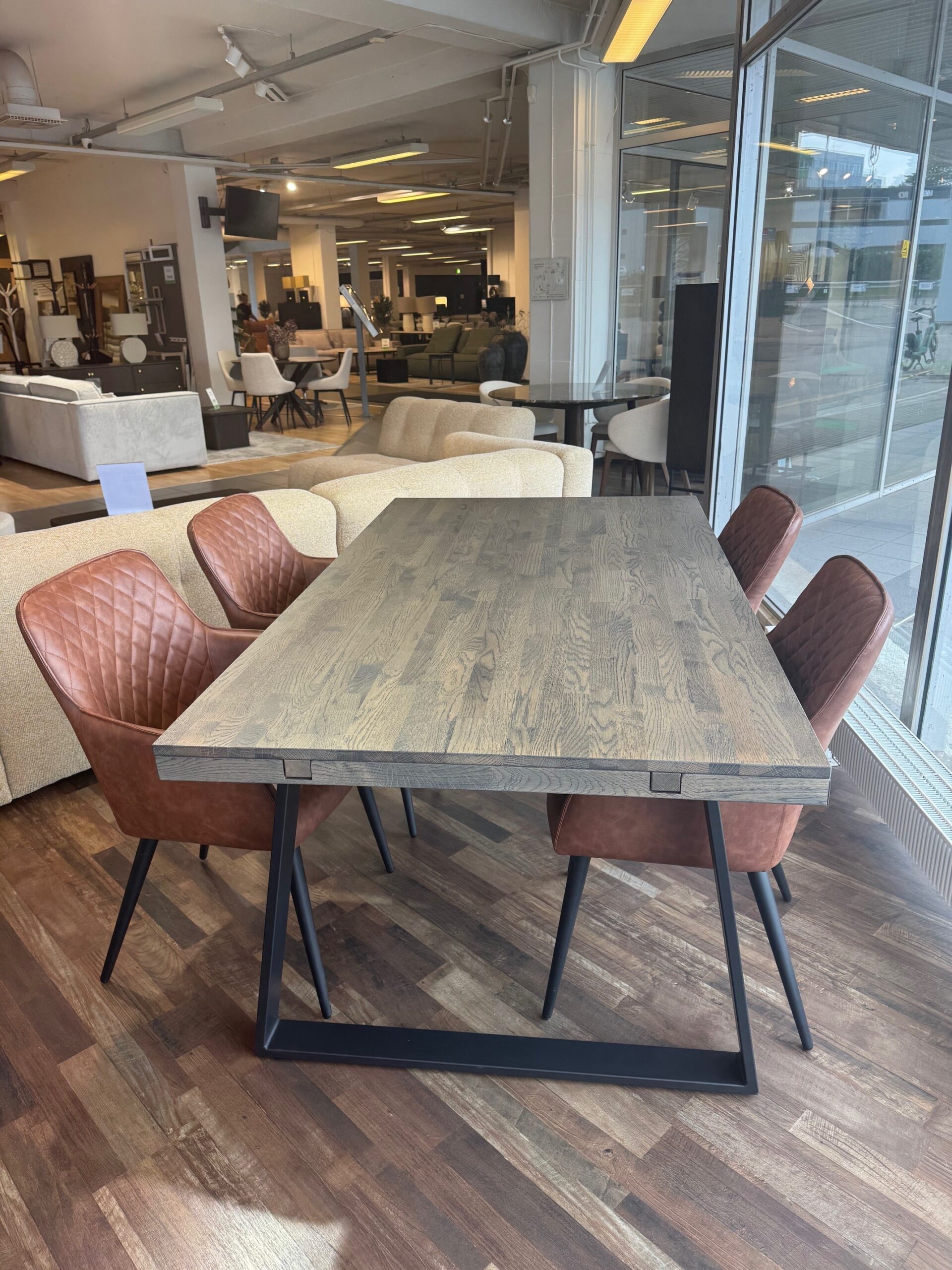 Söögilaud Brooklyn / Saalinäidis - Image 2