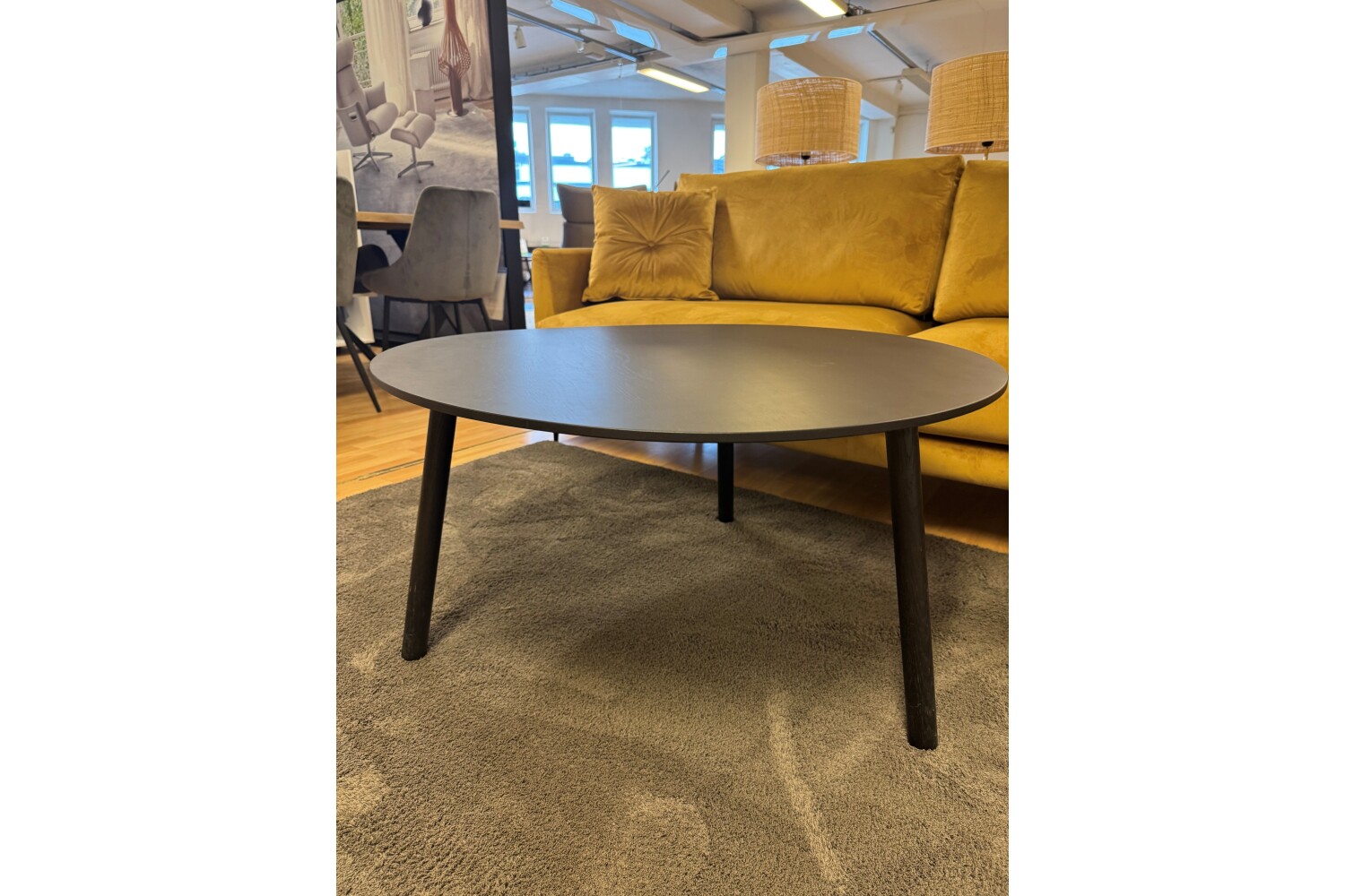 Diivanilaud Nora / Saalinäidis - Image 2