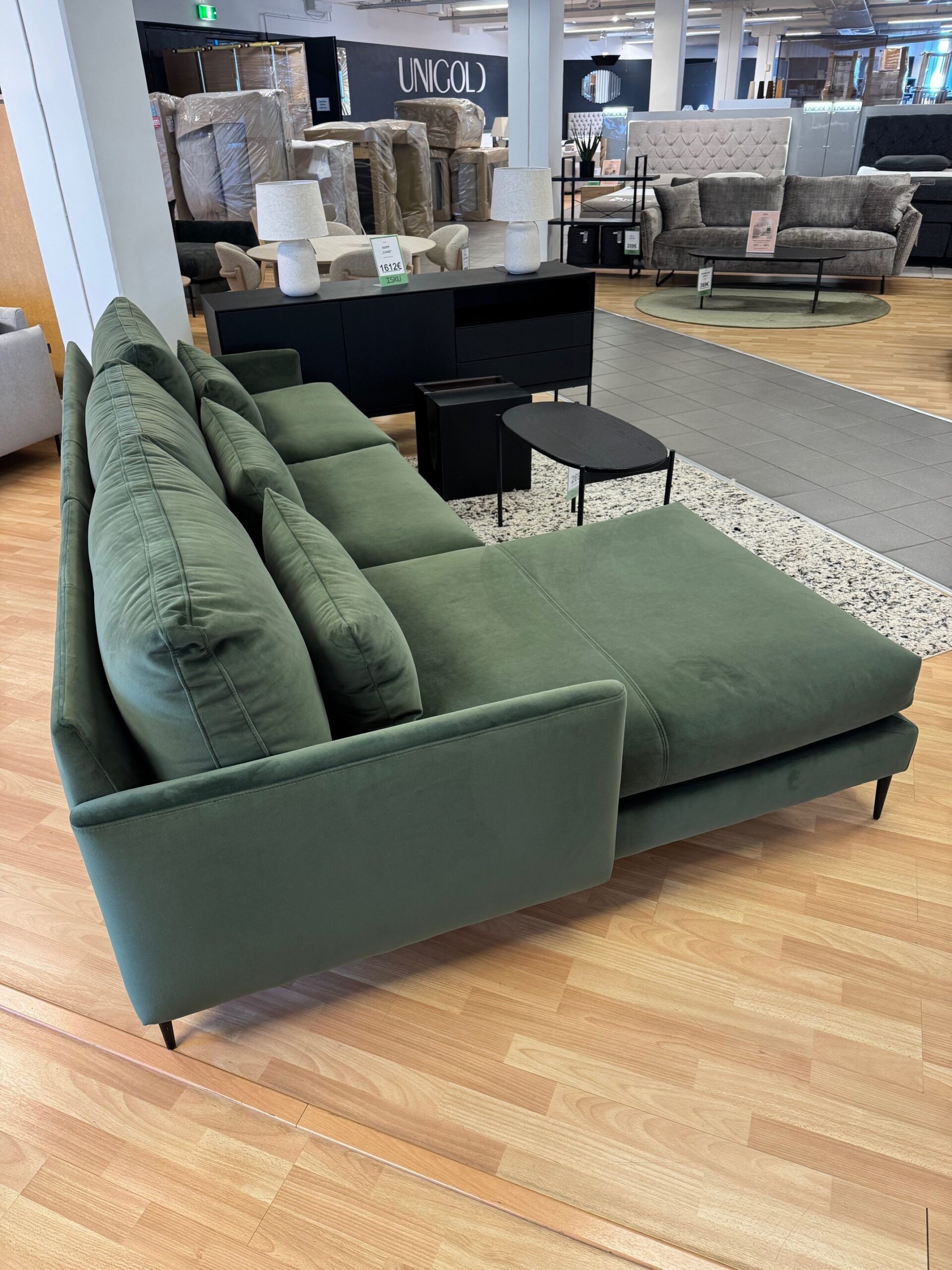 Diivan Feel / Saalinäidis - Image 2