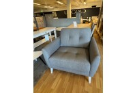 Tugitool Björn / Saalinäidis