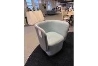 Alternative view of MyFlow Lounge M tugitool/ Saalinäidis