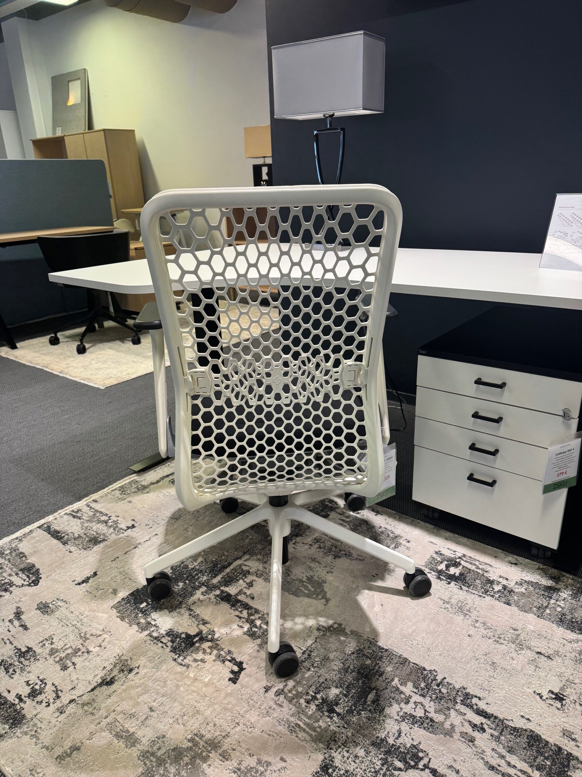 YouTeam 001 töötool / Saalinäidis - Image 5