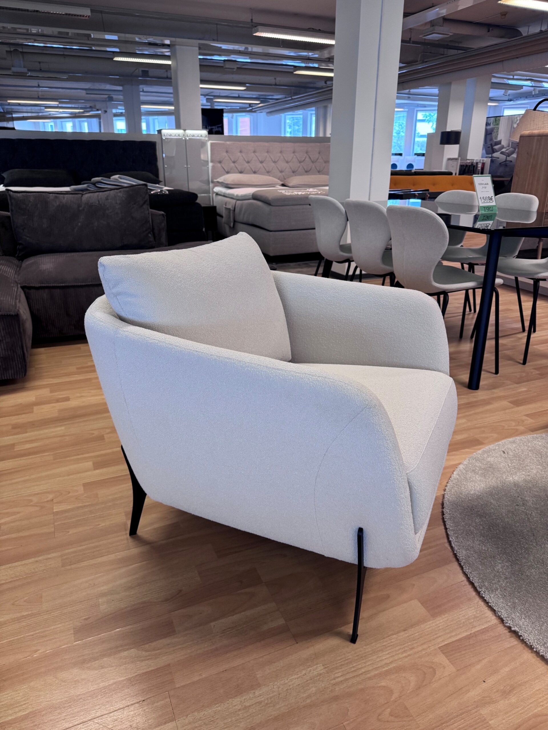 Tugitool Evelyn / Saalinäidis - Image 8