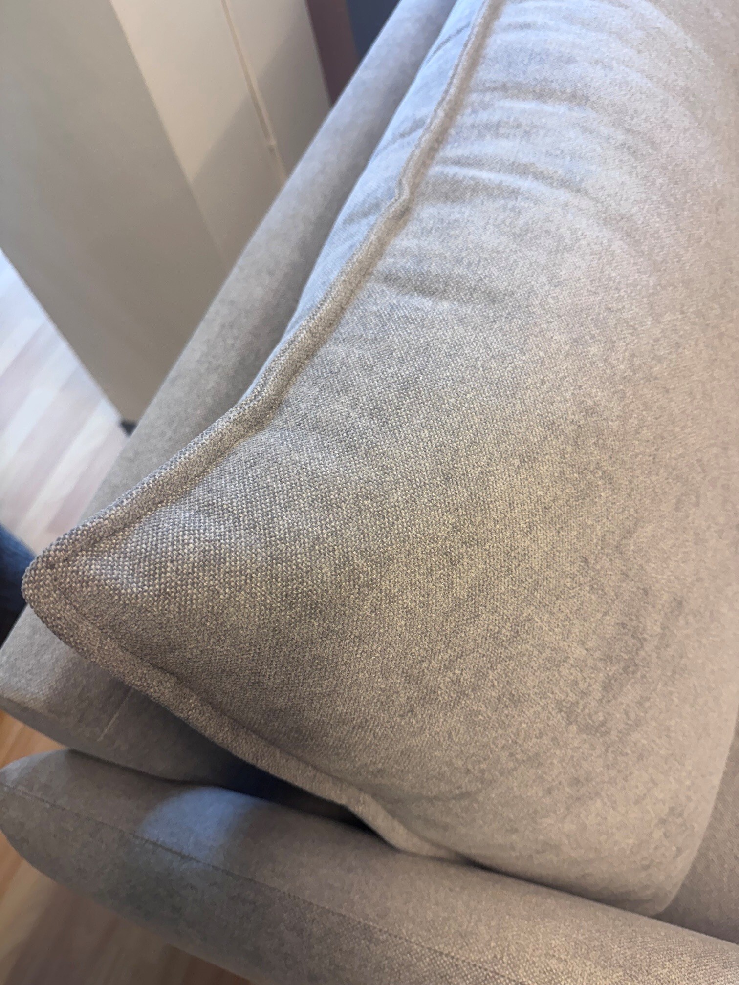 Diivan Chic XL 3-kohaline (239cm) / Saalinäidis - Pilt 2